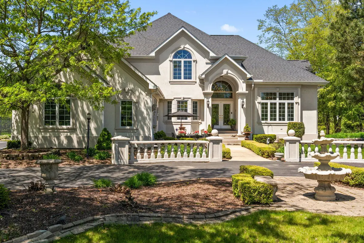 836 Royal Dublin Lane, Dyer, IN 46311 - #1