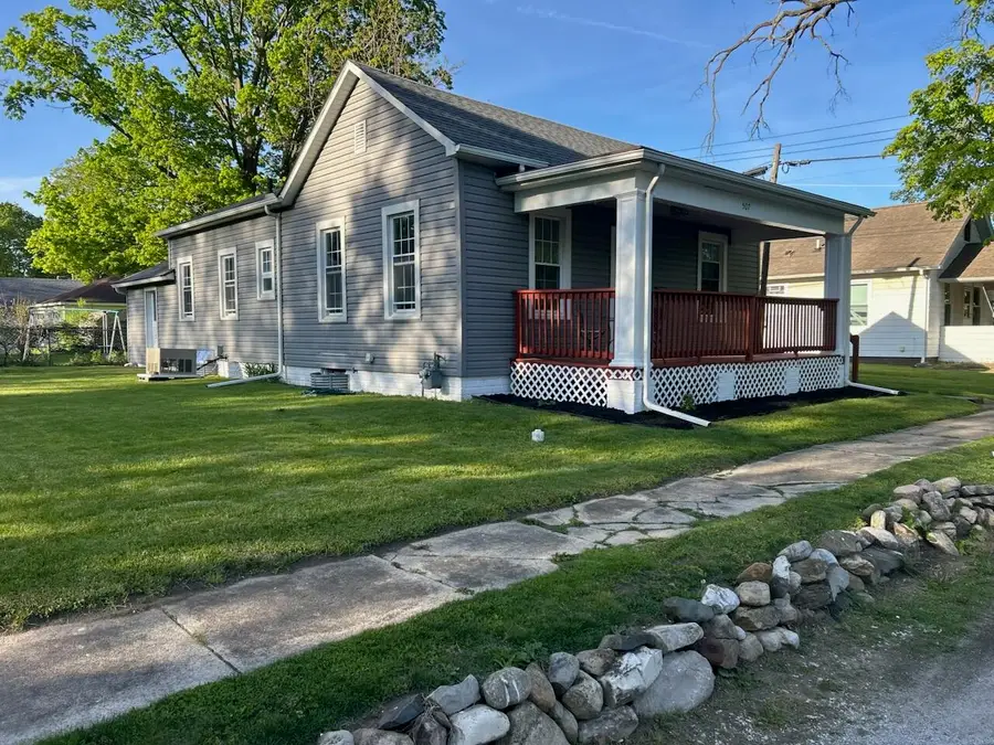 507 4th Street, La Porte, IN 46350 - #2