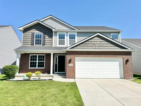 13233 Roosevelt Place, Crown Point, IN 46307