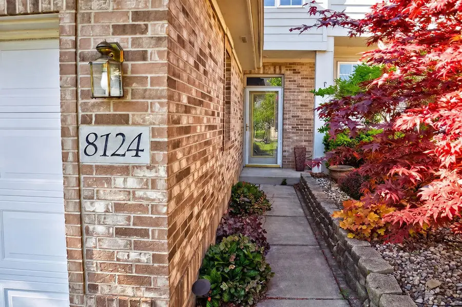 8124 Tuckaway Court, Crown Point, IN 46307 - #3