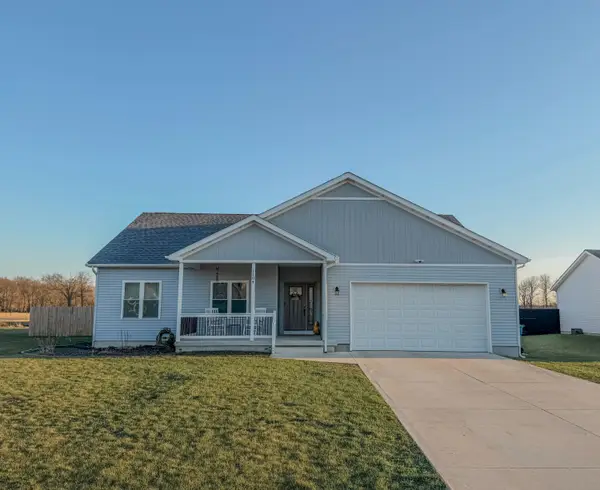 1104 Short Drive, Knox, IN 46534