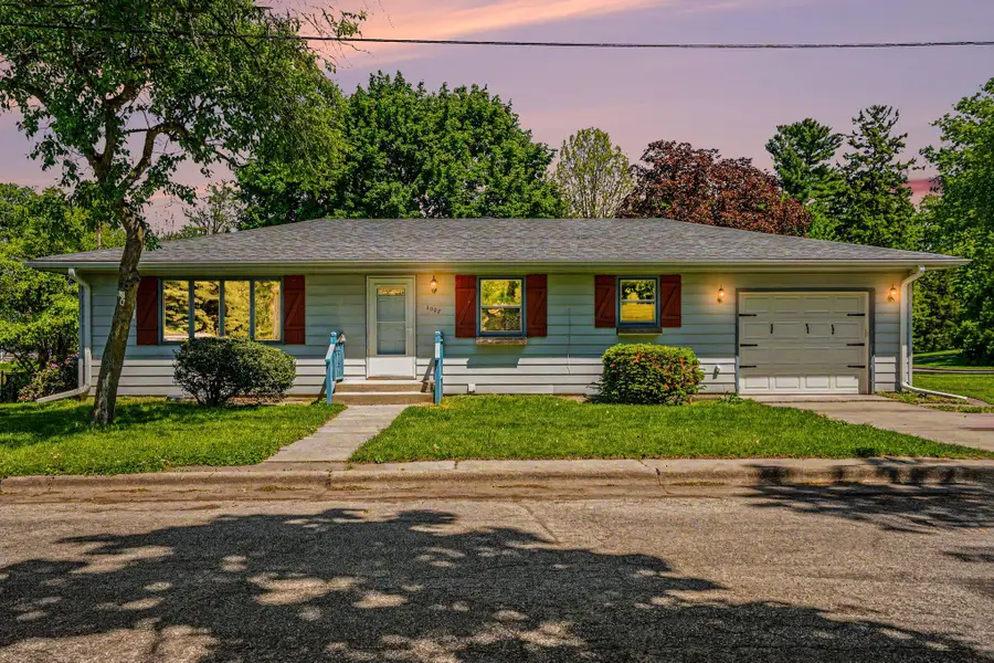 1007 H Street, La Porte, IN 46350 - #2