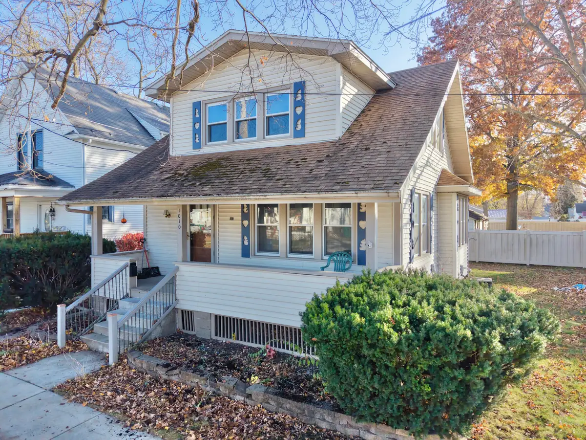 1010 2nd Street, La Porte, IN 46350 - #1