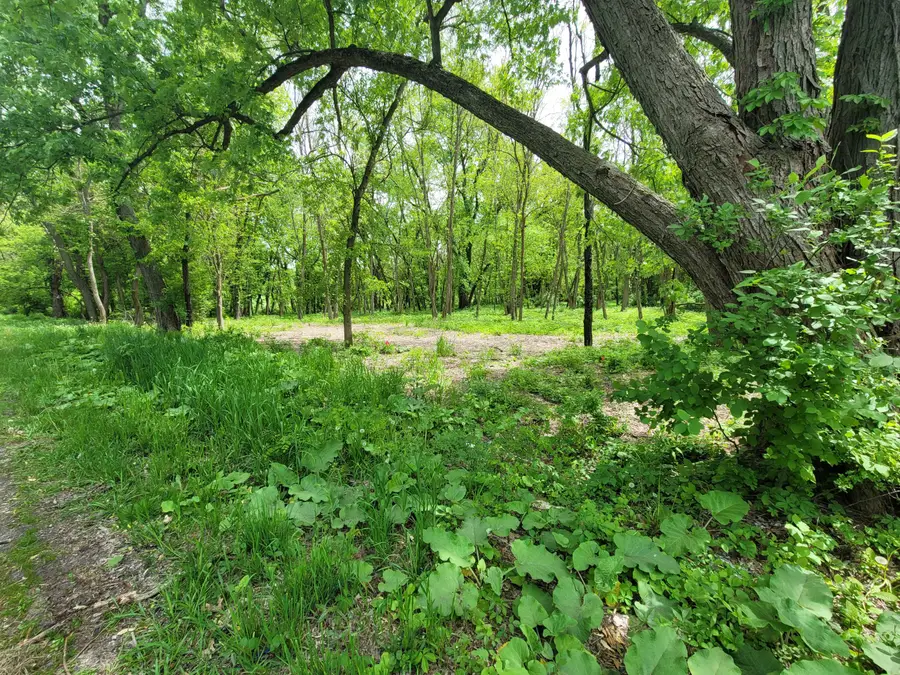 594 W Division Road, Valparaiso, IN 46385 - #2