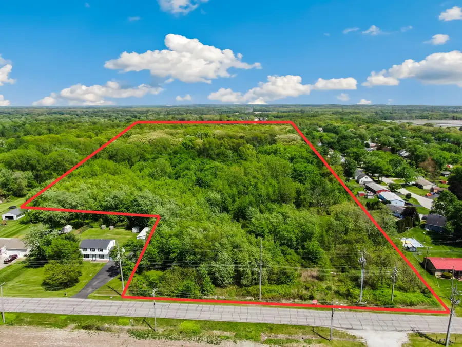 677 N 450 W, Valparaiso, IN 46385 - #3