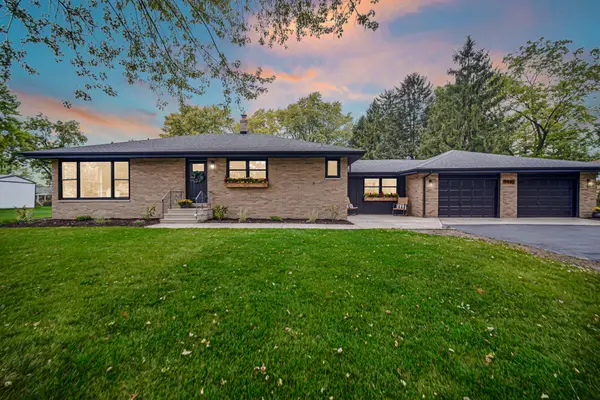 9446 Hilltop Drive, St. John, IN 46373