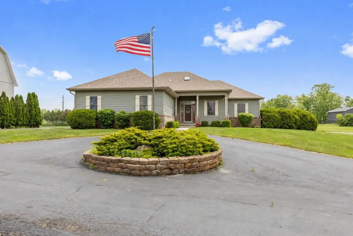 91 S 600 W, Hebron, IN 46341 - #1