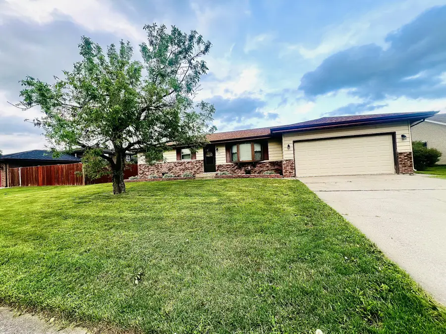 3249 May Street, Portage, IN 46368 - #3