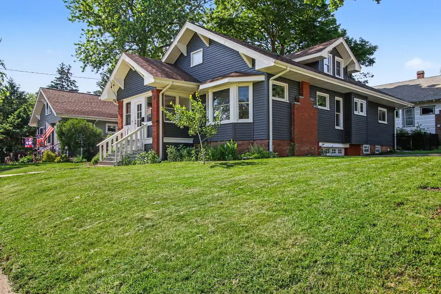 107 Institute Street, Valparaiso, IN 46383 - #2