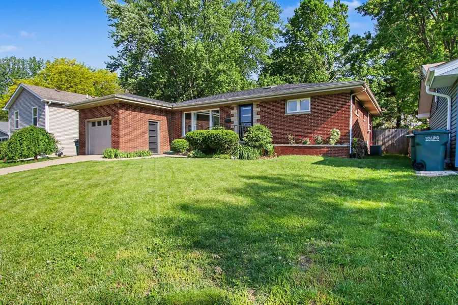 1305 Wood Street, Valparaiso, IN 46383 - #3