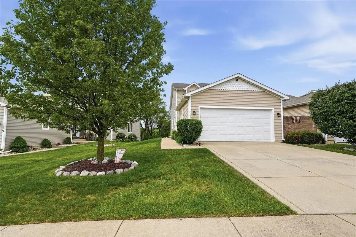 11335 Valley Drive, Saint John, IN 46373 - #1