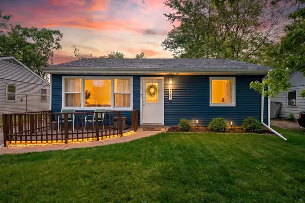 725 Juniper Road, Valparaiso, IN 46385