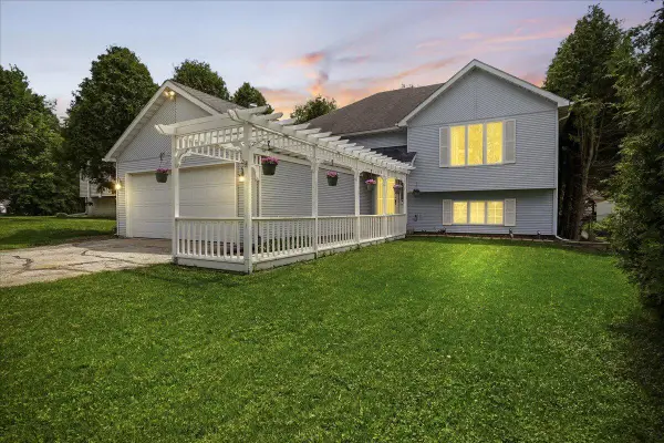4083 Westover Drive, Crown Point, IN 46307