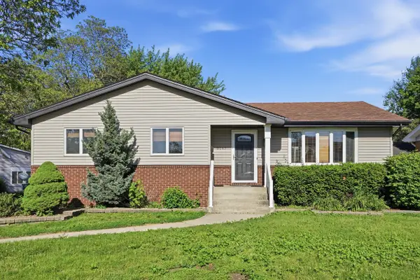 8147 Harrison Avenue, Munster, IN 46321