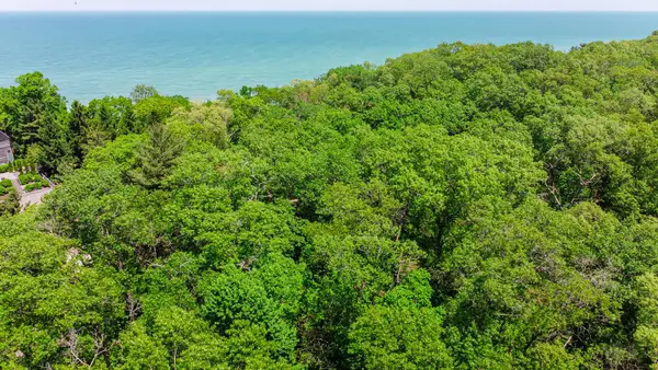 9 S Beach Avenue, Beverly Shores, IN 46301