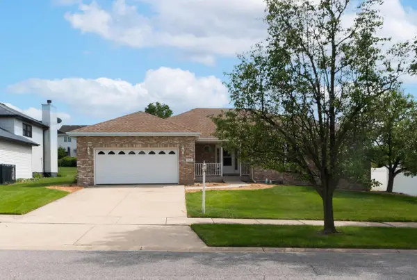 54 Beiriger Drive, Dyer, IN 46311