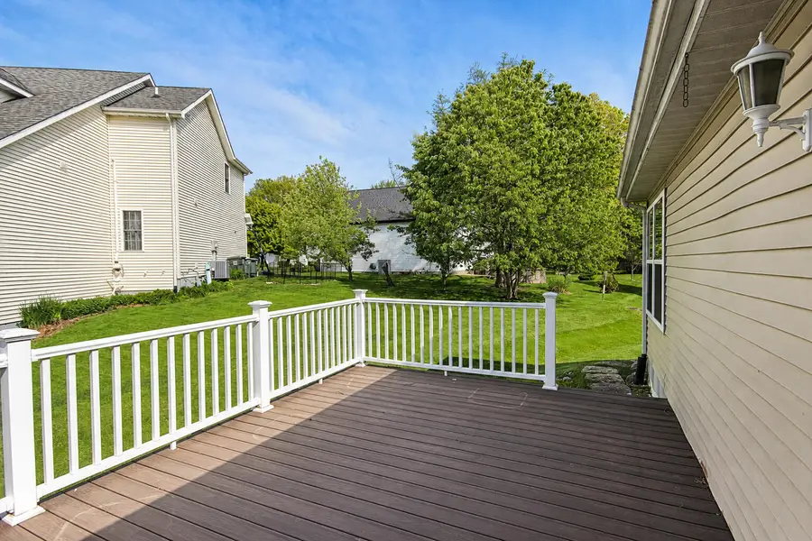 3219 Milestone Creek Court, Valparaiso, IN 46385 - #3