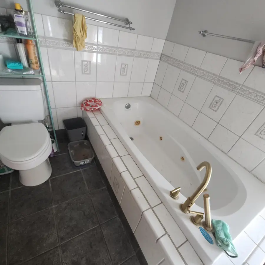307 E Maple Avenue, La Porte, IN 46350 - #3