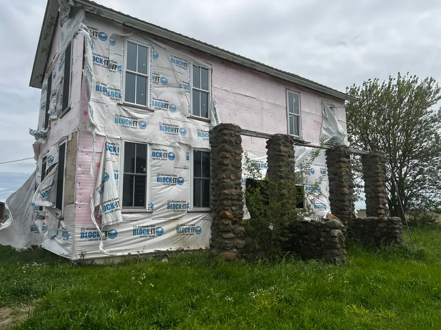 569 S 100 W, Rensselaer, IN 47978 - #2