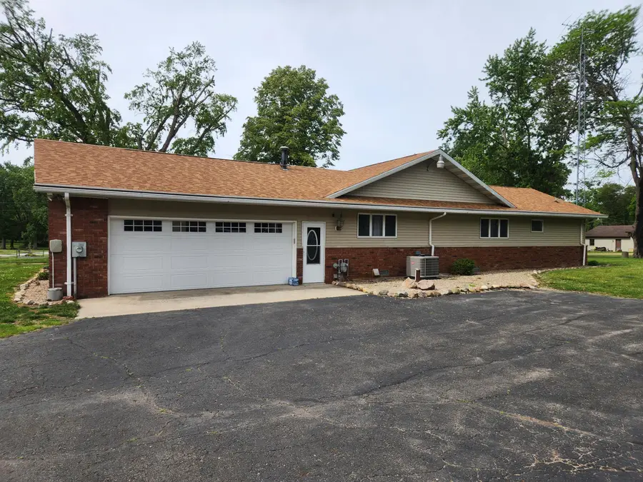 4726 Locksley Drive E, Rensselaer, IN 47978 - #2