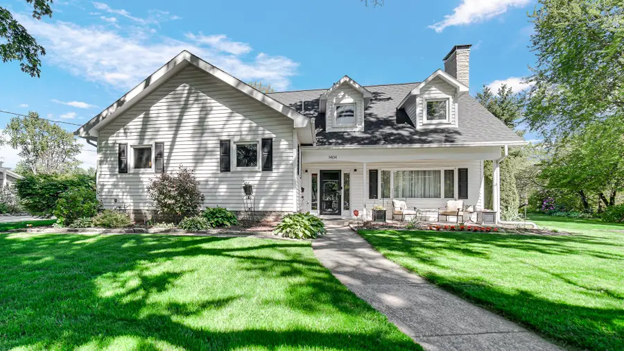1404 Washington Street, Valparaiso, IN 46383 - #2