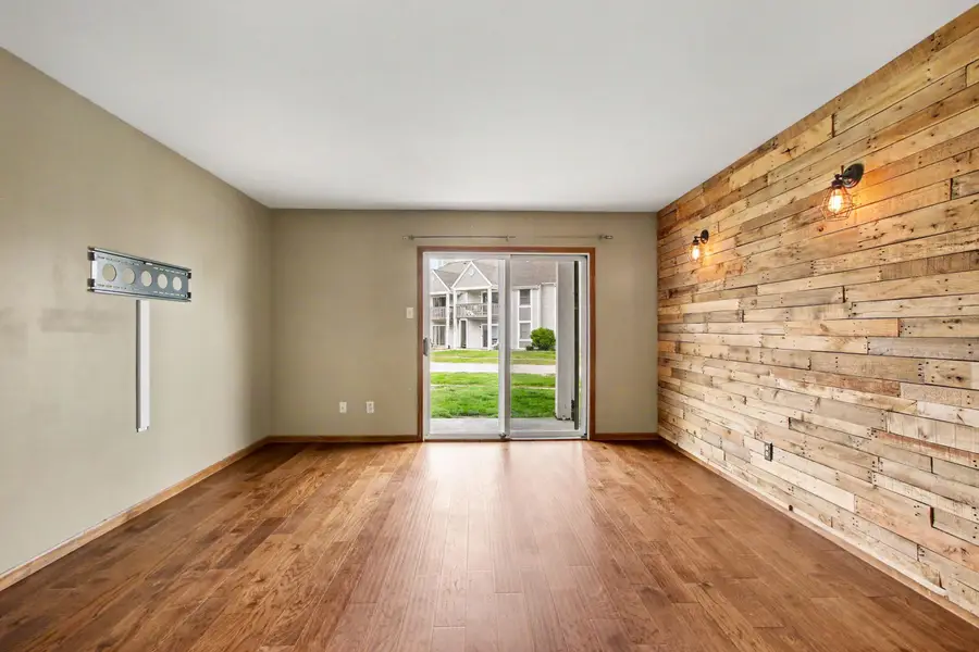 1086 Millpond Road #B, Valparaiso, IN 46385 - #3