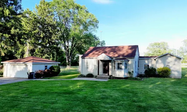 2207 N County Line Road, Portage, IN 46368