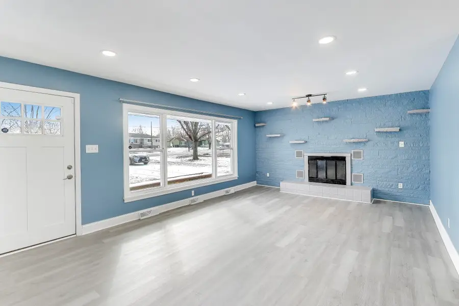 5024 E 73rd Avenue, Merrillville, IN 46410 - #2