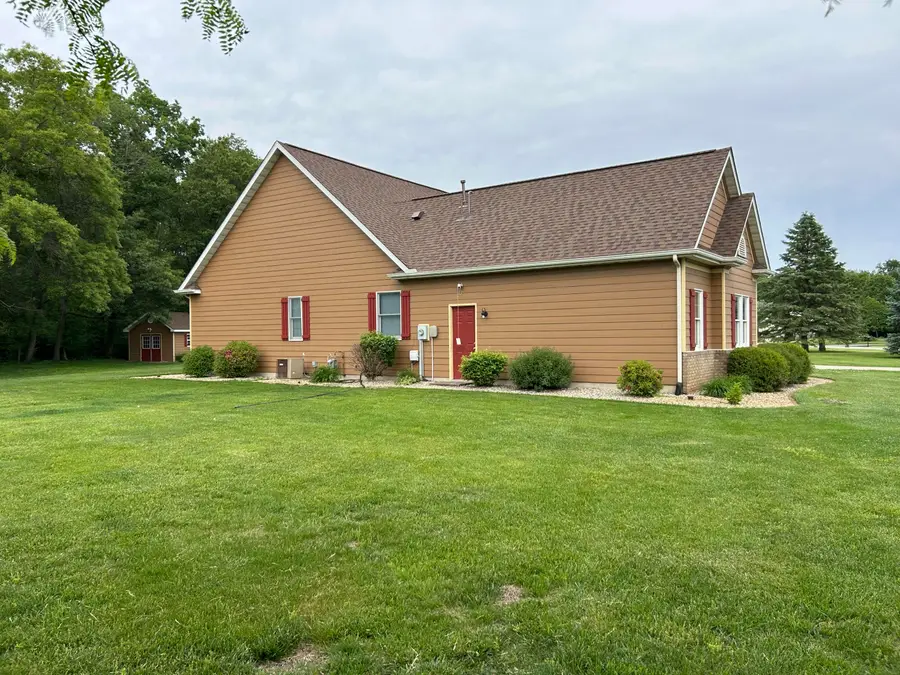 8876 N Lilac Street, Demotte, IN 46310 - #3