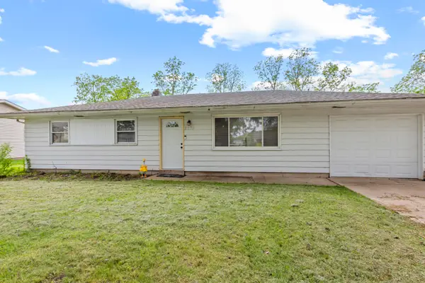 8018 Taney Place, Merrillville, IN 46410
