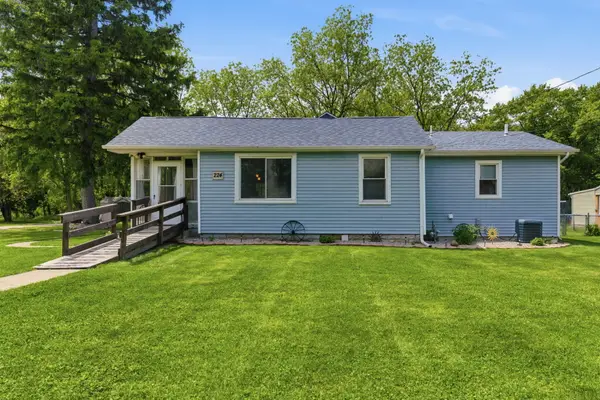 224 Kelly Street, Hobart, IN 46342