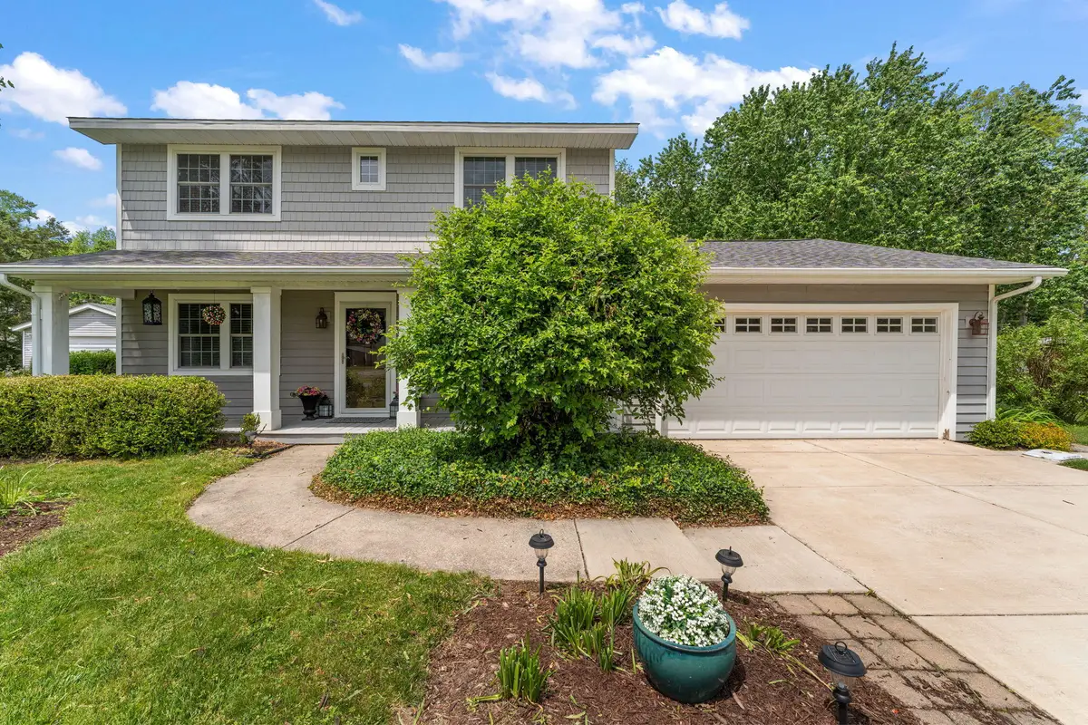 2605 Thomas Road, Valparaiso, IN 46383 - #1