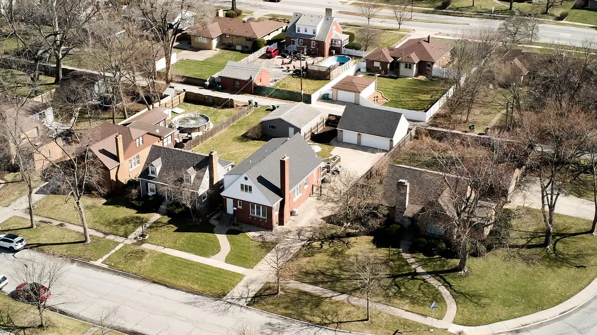 8039 Forest Avenue, Munster, IN 46321 - #1