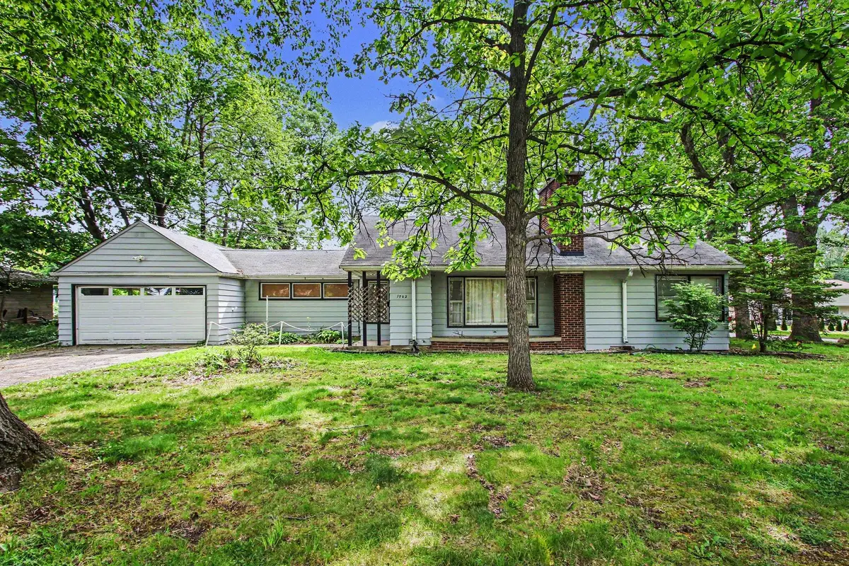 1702 Napoleon Street, Valparaiso, IN 46383 - #1