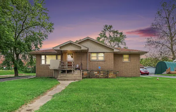 305 W 35th Avenue, Griffith, IN 46319