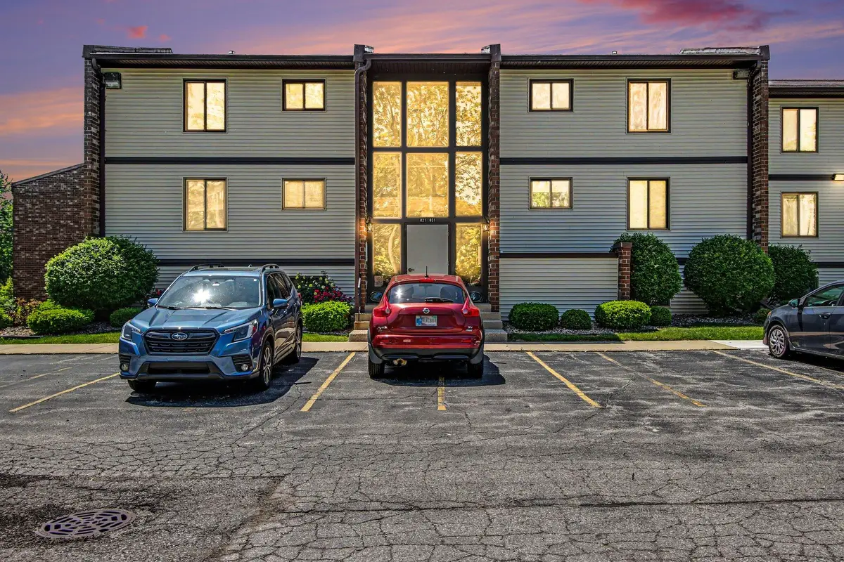 831 Summit Park Court N, Crown Point, IN 46307 - #1
