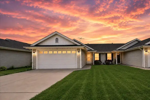 17448 Brookwood Drive, Lowell, IN 46356