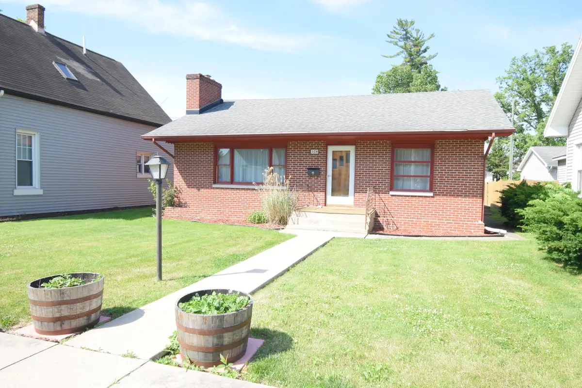 328 S Weston Street, Rensselaer, IN 47978 - #1
