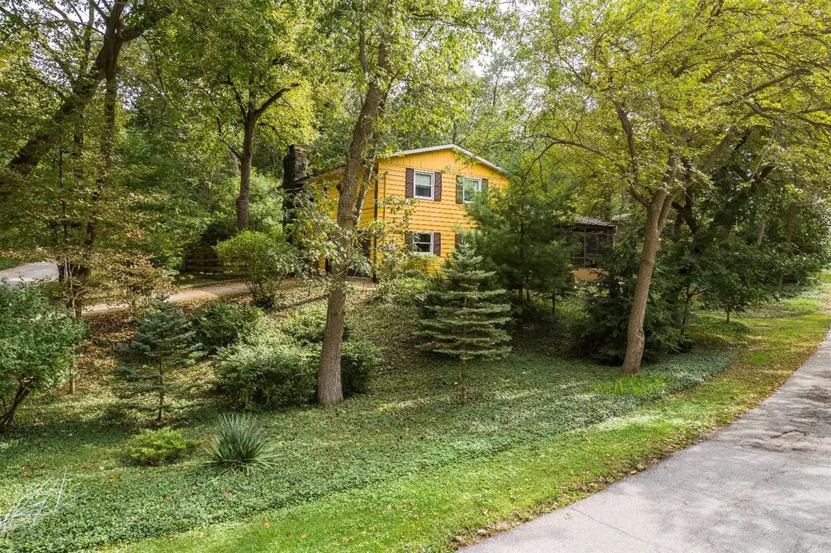 21 Woodland Trail, Ogden Dunes, IN 46368 - #1
