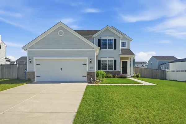 8658 Valley Forge Way, Lowell, IN 46356