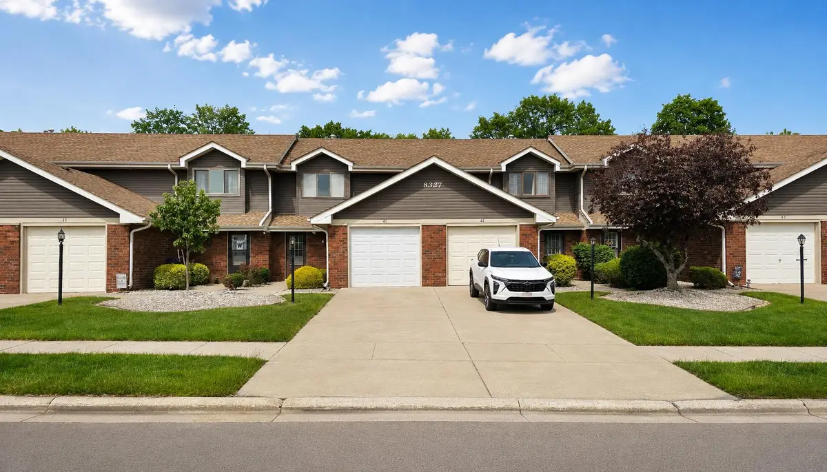 8327 Fairbanks Street #4c, Crown Point, IN 46307 - #1