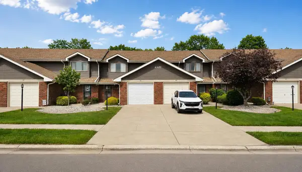 8327 Fairbanks Street #4c, Crown Point, IN 46307