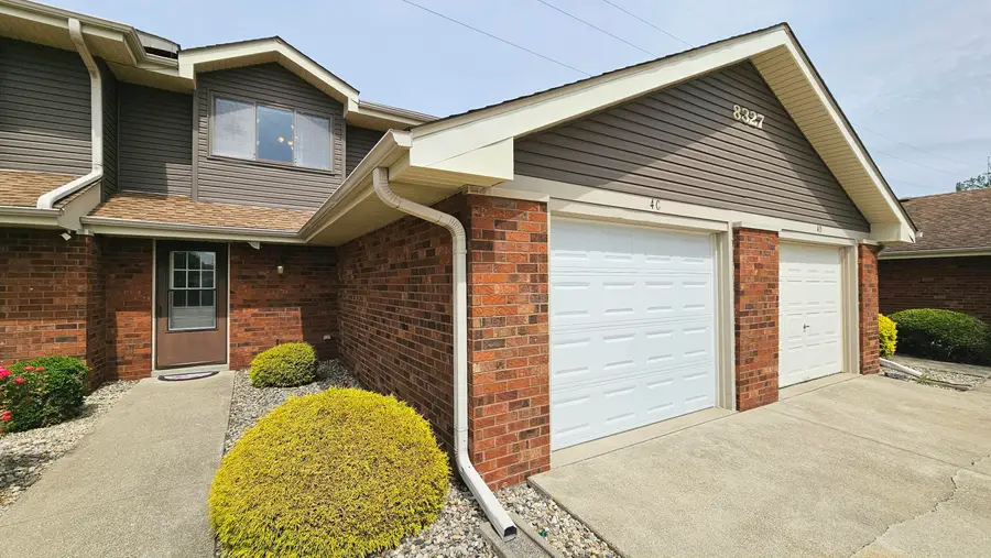 8327 Fairbanks Street #4c, Crown Point, IN 46307 - #2