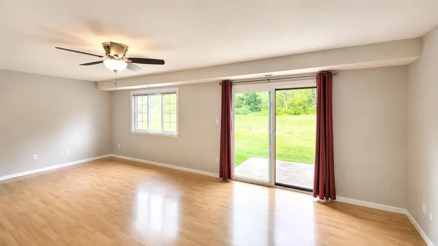 8327 Fairbanks Street #4c, Crown Point, IN 46307 - #3
