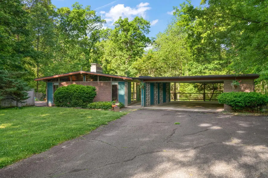 1952 Woodridge Circle, Valparaiso, IN 46383 - #2