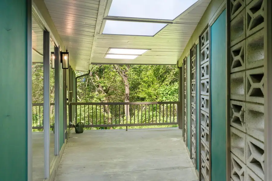 1952 Woodridge Circle, Valparaiso, IN 46383 - #3