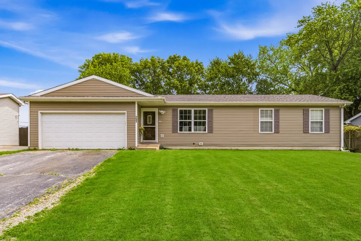 733 Devonshire Road, Valparaiso, IN 46385 - #1