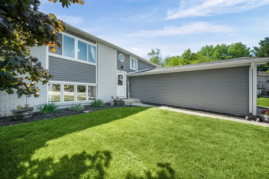 3160 Westwind Court, Crown Point, IN 46307 - #2