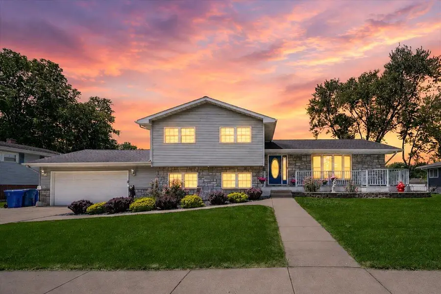 735 S Sherman Street, Crown Point, IN 46307 - #2