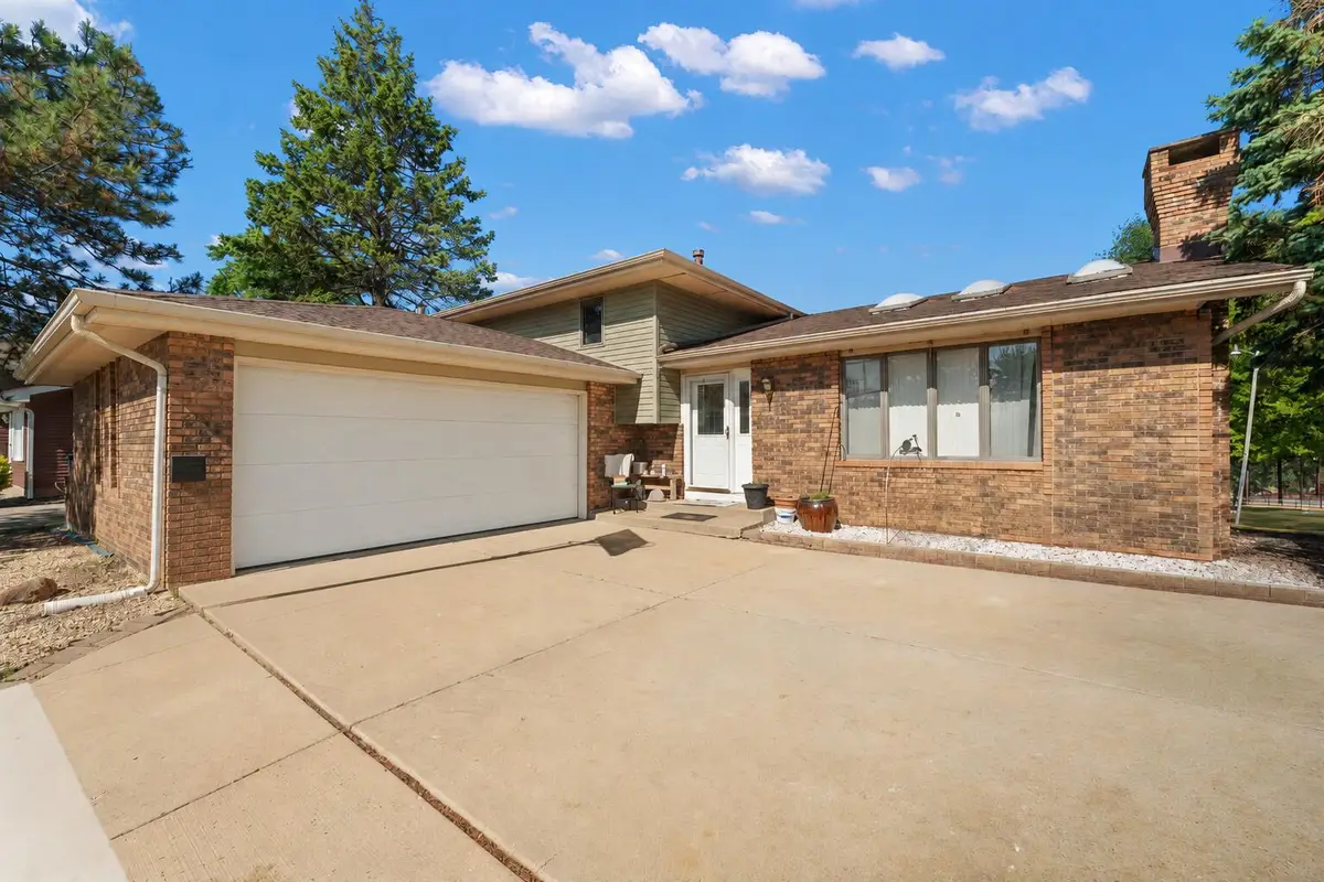 2547 Springhill Drive, Schererville, IN 46375 - #1